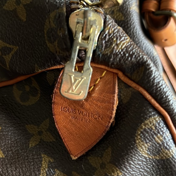 Authentic Vintage '80s LOUIS VUITTON Keepall Luggage Bag - Picture 6 of 17